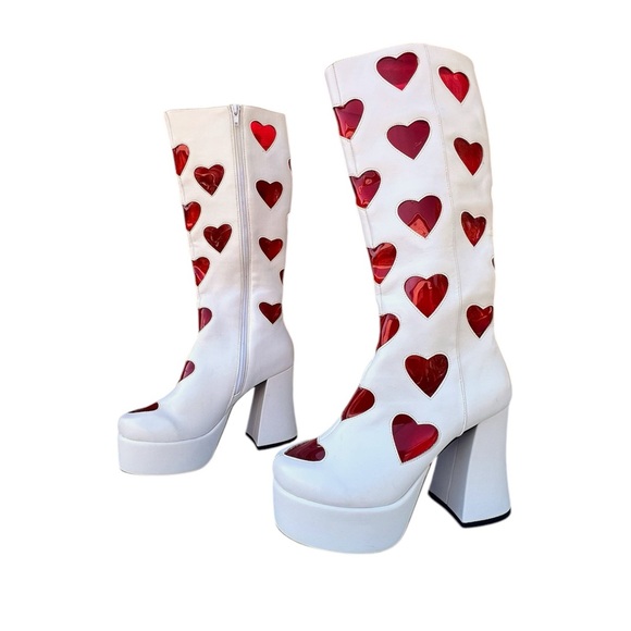 Sugar Thrillz RETRO ROMANCE White With Red clear heart GO GO BOOTS Size 7 - Picture 2 of 16